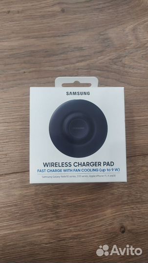 Samsung wireless charger pad (EP-P3105)