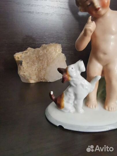 Статуэтка фарфор Италия Путти с собачкой