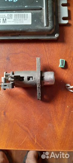 Электронный блок управления Nissan Almera n16