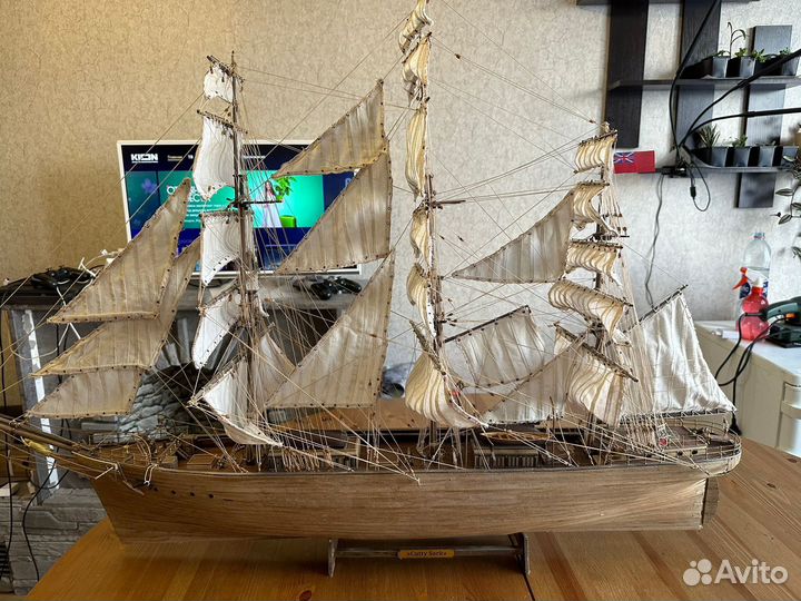 Модель корабля