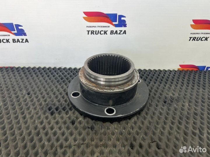 81391150488 Фланец кпп ZF