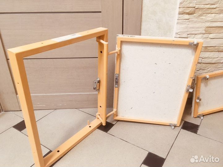 Скрытый люк под плитку для ревизии