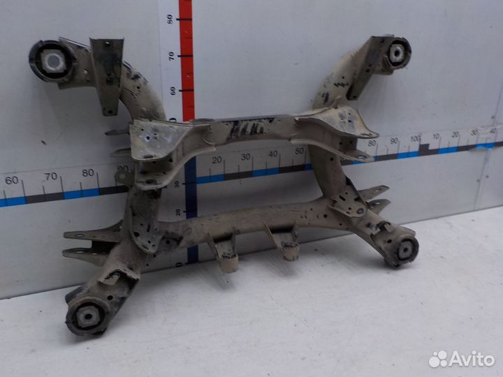 Б/У Б/У Балка задняя 33316863815 BMW