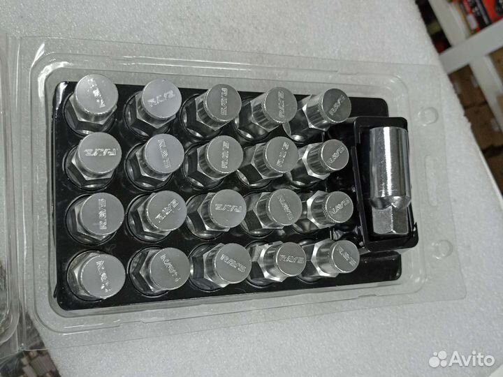 Гайки аллюминиевые Rays (комплект 20шт.) (Серебро)