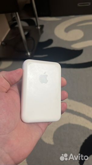 Apple magsafe battery pack
