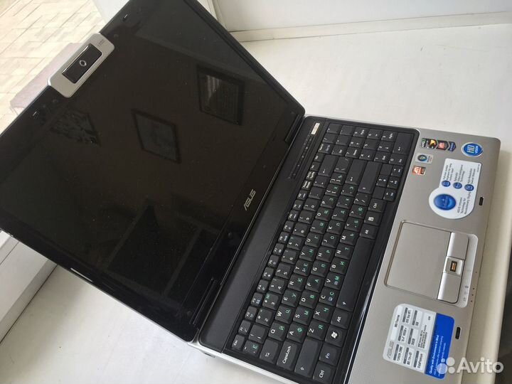 Ноутбук Asus M51t аккуратный, домашний, надёжный