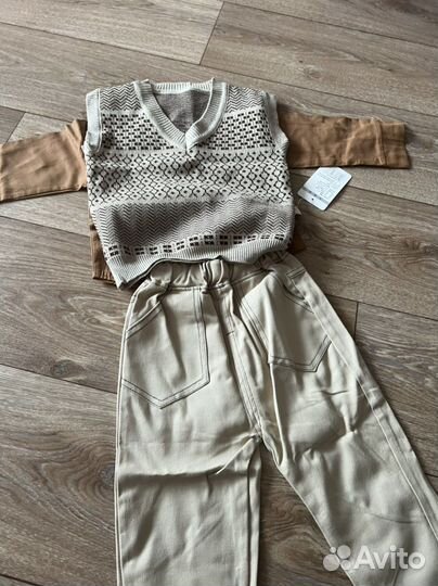 Костюм тройка