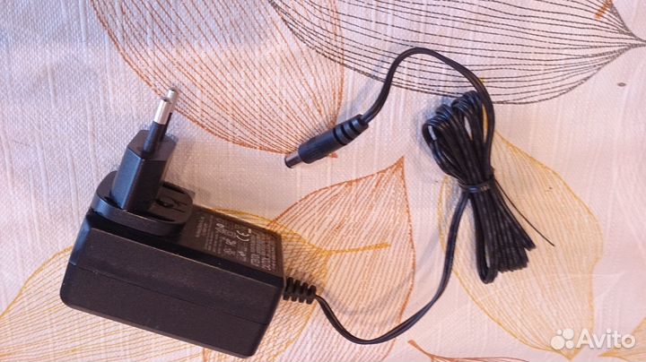 Блок питания 12v 1а, качественный, новый, отправлю