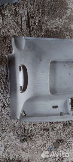 Обшивка потолка передняя Mercedes w639