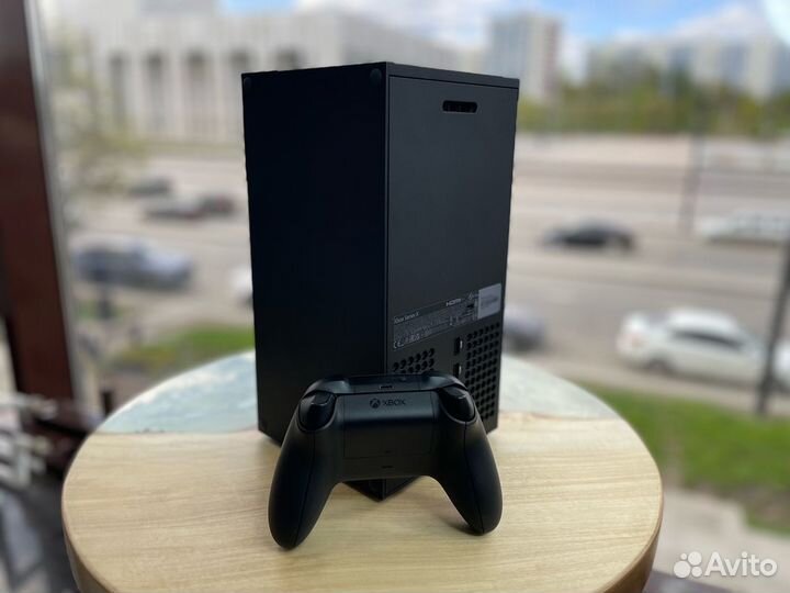 Игровая приставка Xbox Series X 1Tb