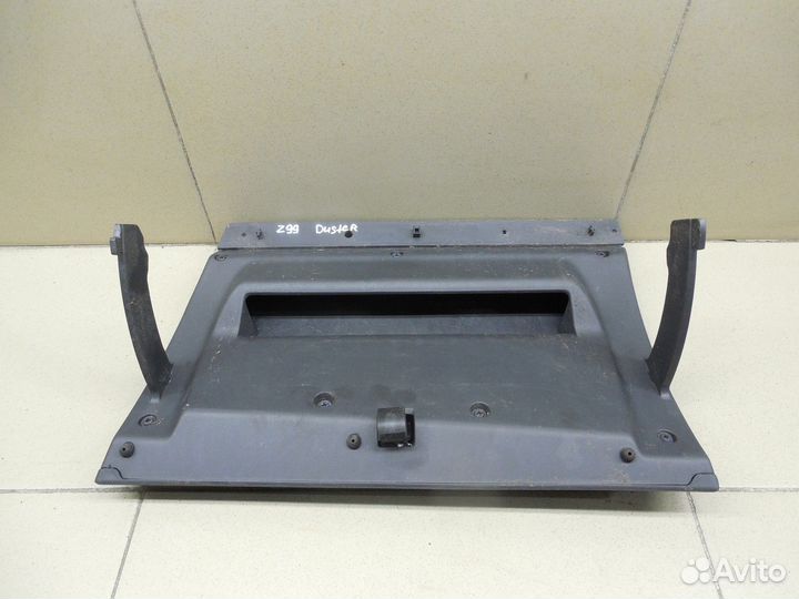 Крышка (дверца) бардачка Duster 2012
