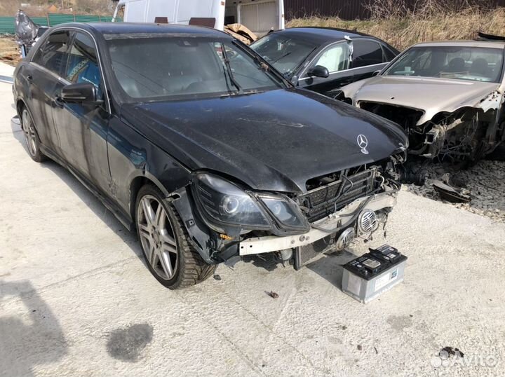 Мерседес W212 в разборе