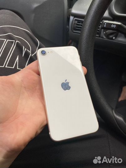 iPhone SE (2022), 64 ГБ