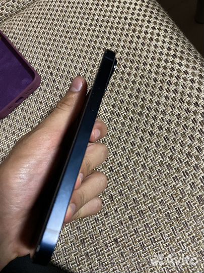 Телефон iPhone 14