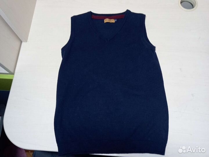 Синий жилет на мальчика 134-140