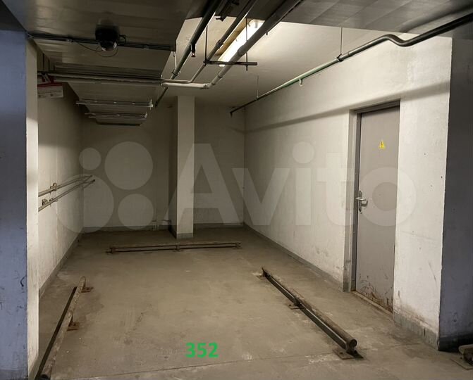 Машиноместо, 15 м²