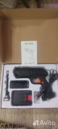 Компрессор на аккумуляторе воздушный автомобильный