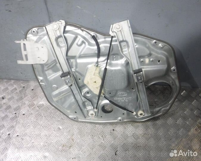 KIA Sorento 2 Стеклоподъемник передний правый