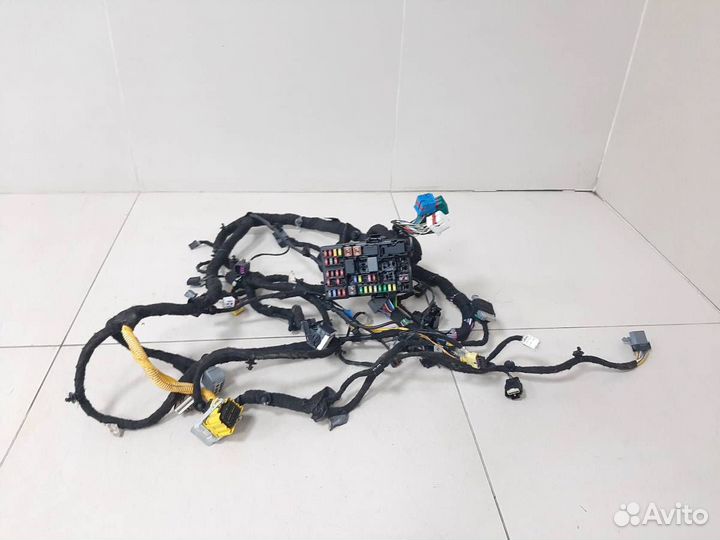 Блок предохранителей Chevrolet Aveo T300 2011