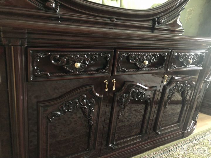 Горка и комод