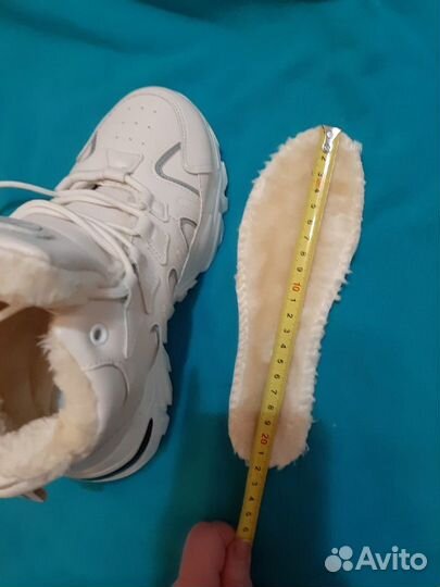 Кроссовки зимние женские новые 36 размер