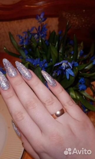 Наращивание ногтей