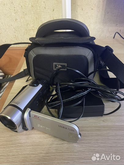 Видеокамера Canon legria FS306