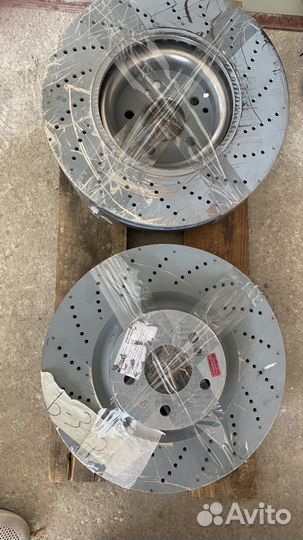 Диск тормозной на Mercedes