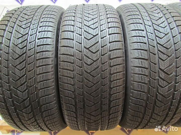 Pirelli Scorpion Winter 285/40 R22 96R