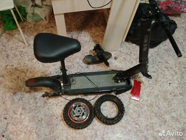 Запчасти на самокат kugoо м4 pro