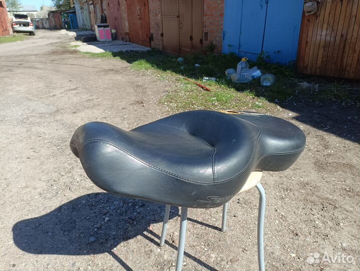 Сиденье спортстер Harley Davidson Sportster 2001