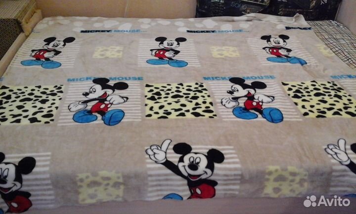 Покрывало и плед