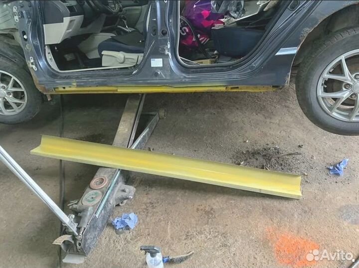Кузовной порог Peugeot 408 1 поколения