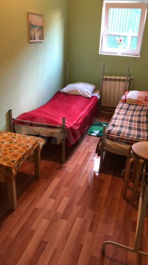 Комната 12 м² в 6-к., 2/2 эт.