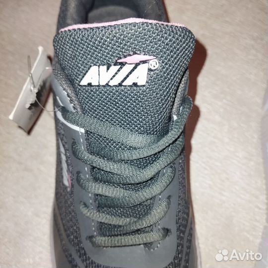 Кроссовки женские Avia новые