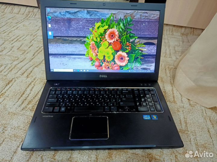Dell 17.3 Intel i5/SSD/Nvidia