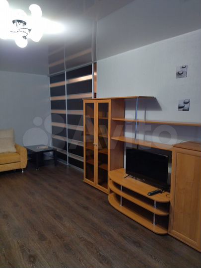 2-к. квартира, 48 м², 4/9 эт.