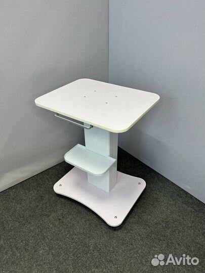 Универсальная косметологическая подставка для порт