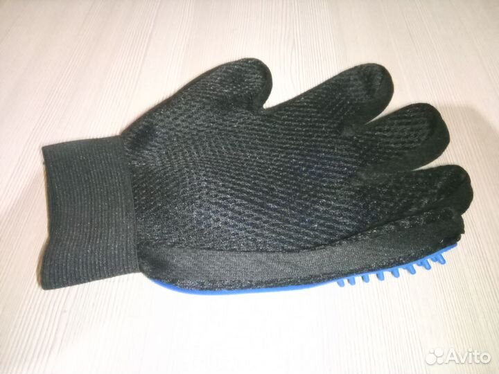 Перчатка-чесалка