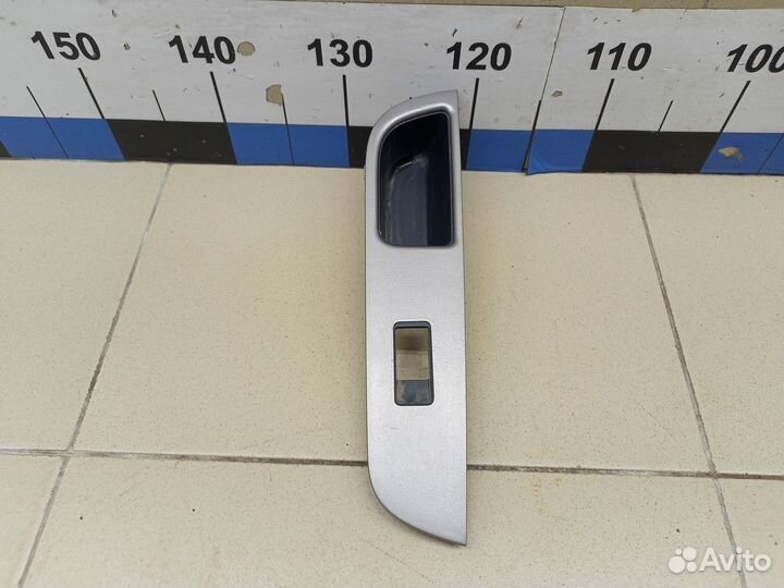 Накладка (кузов внутри) Tiida (C11) 2007-2014