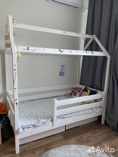 Двухъярусная кровать домик бу