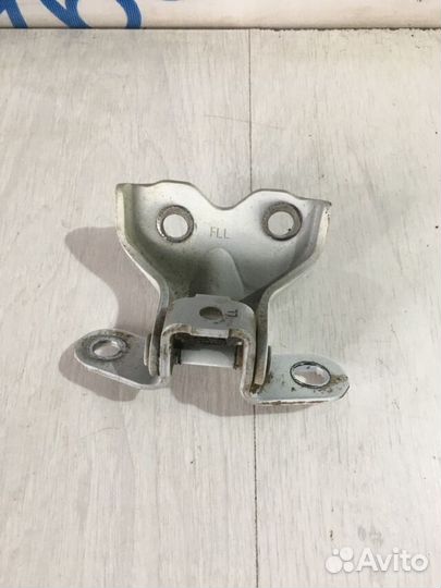 Петля двери hyundai solaris 1 1.4 мт седан