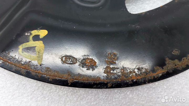 Пыльник тормозного диска передний правый Hyundai