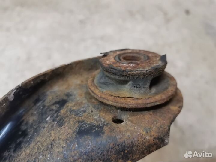 Рычаг подвески передний верхний Mazda 6 Gh