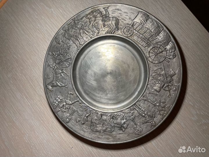 Оловянная тарелка Германия 24 см
