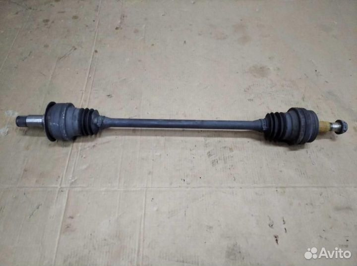 Привод задний w212 E-class 651.924 2012