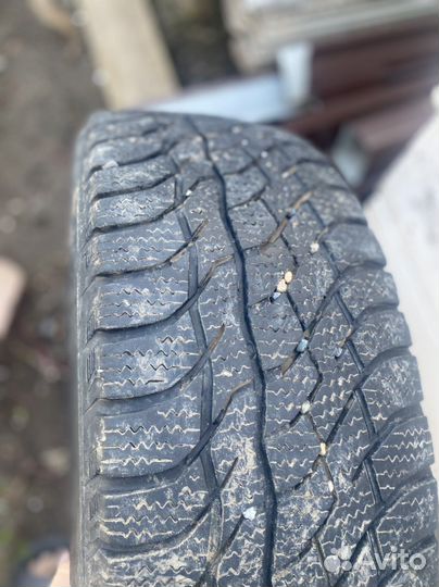 Viatti Bosco S/T V-526 215/55 R17