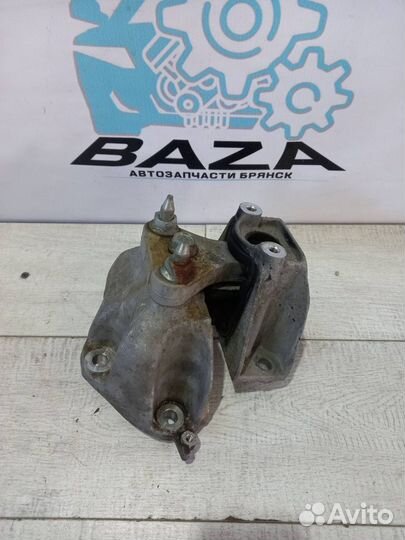 Подушка двигателя левая Honda CR-V 3