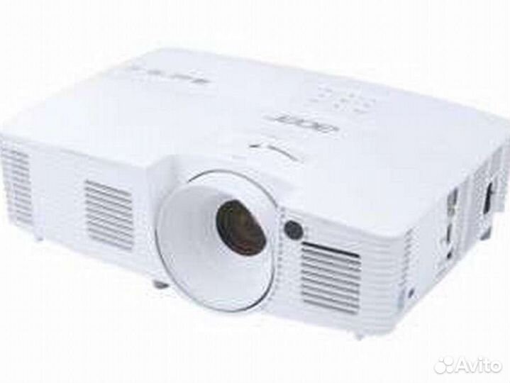 Аренда проектора Full HD - 6200 lm без залога