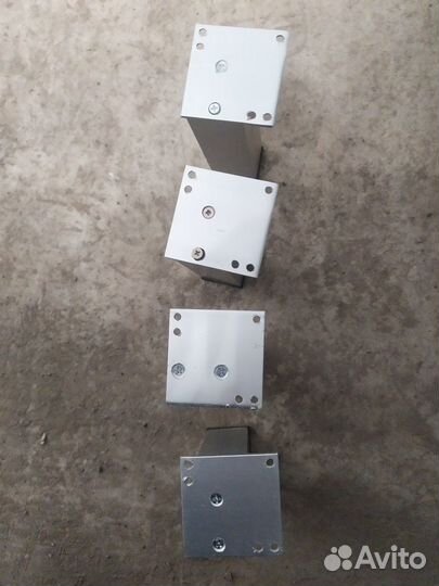 Мебельные ножки металлические. цена за 4штуки